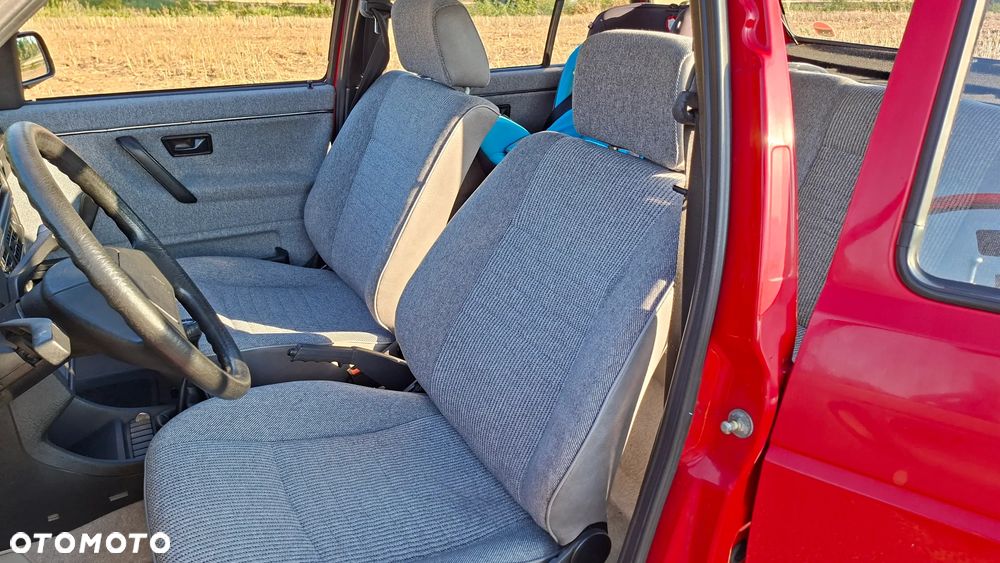 Volkswagen Golf 1.3 CL - 14