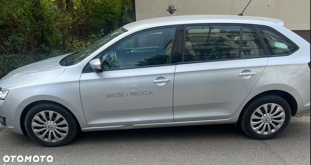 Skoda RAPID 1.6 TDI DPF Ambition - 4