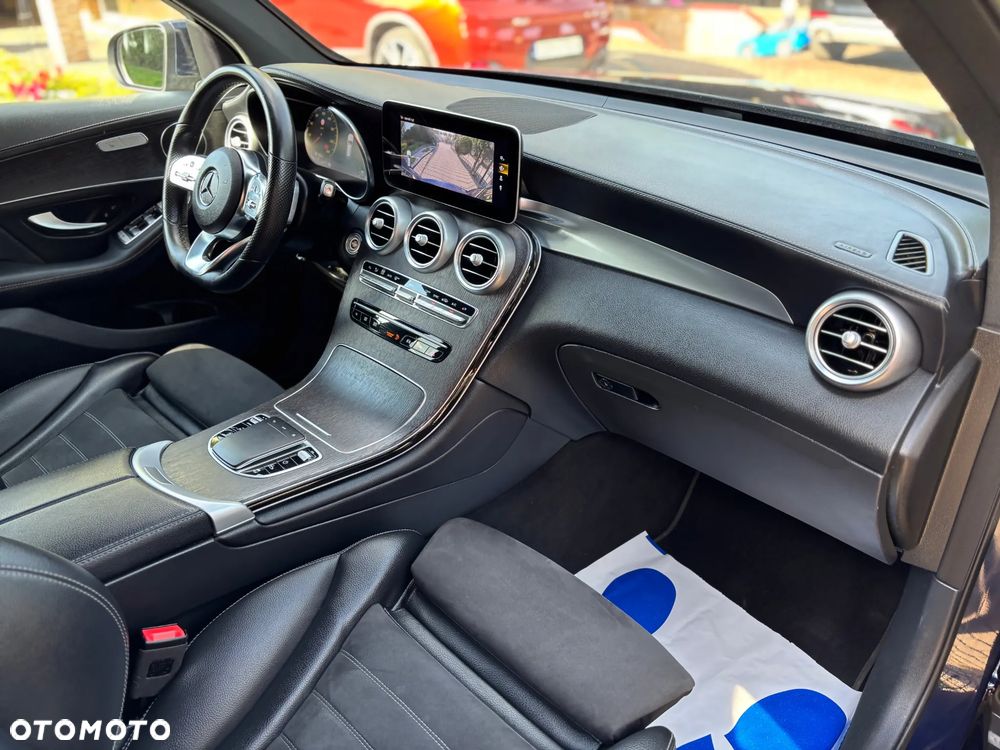 Mercedes-Benz GLC 200 d 4Matic 9G-TRONIC AMG Line - 8