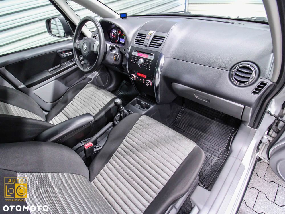 Suzuki SX4 1.6 Comfort 4WD - 9