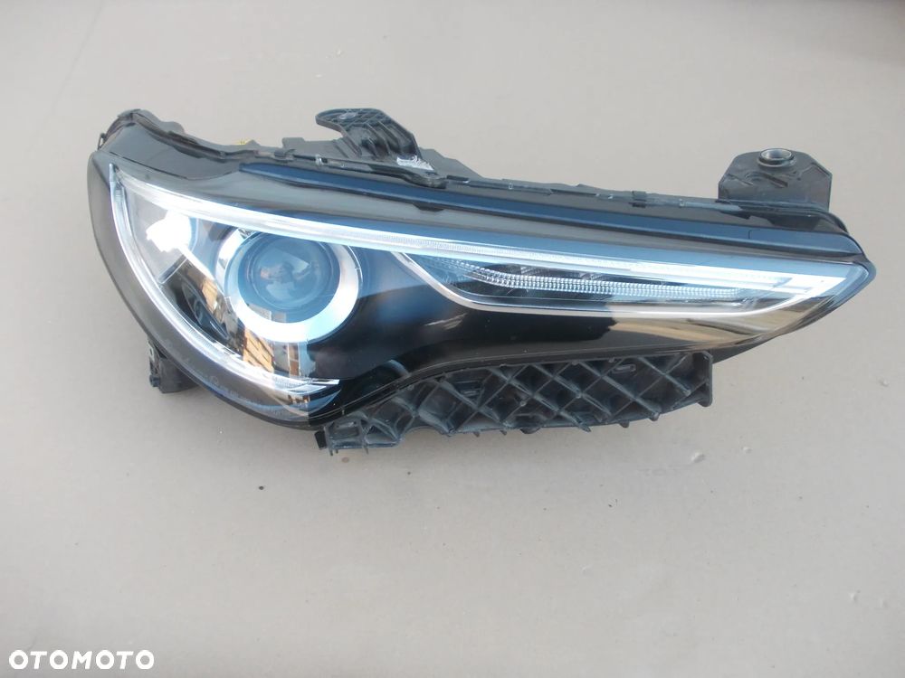 Maska zderzak lampy błotnik pas przód Alfa Romeo Stelvio lak 480 - 25