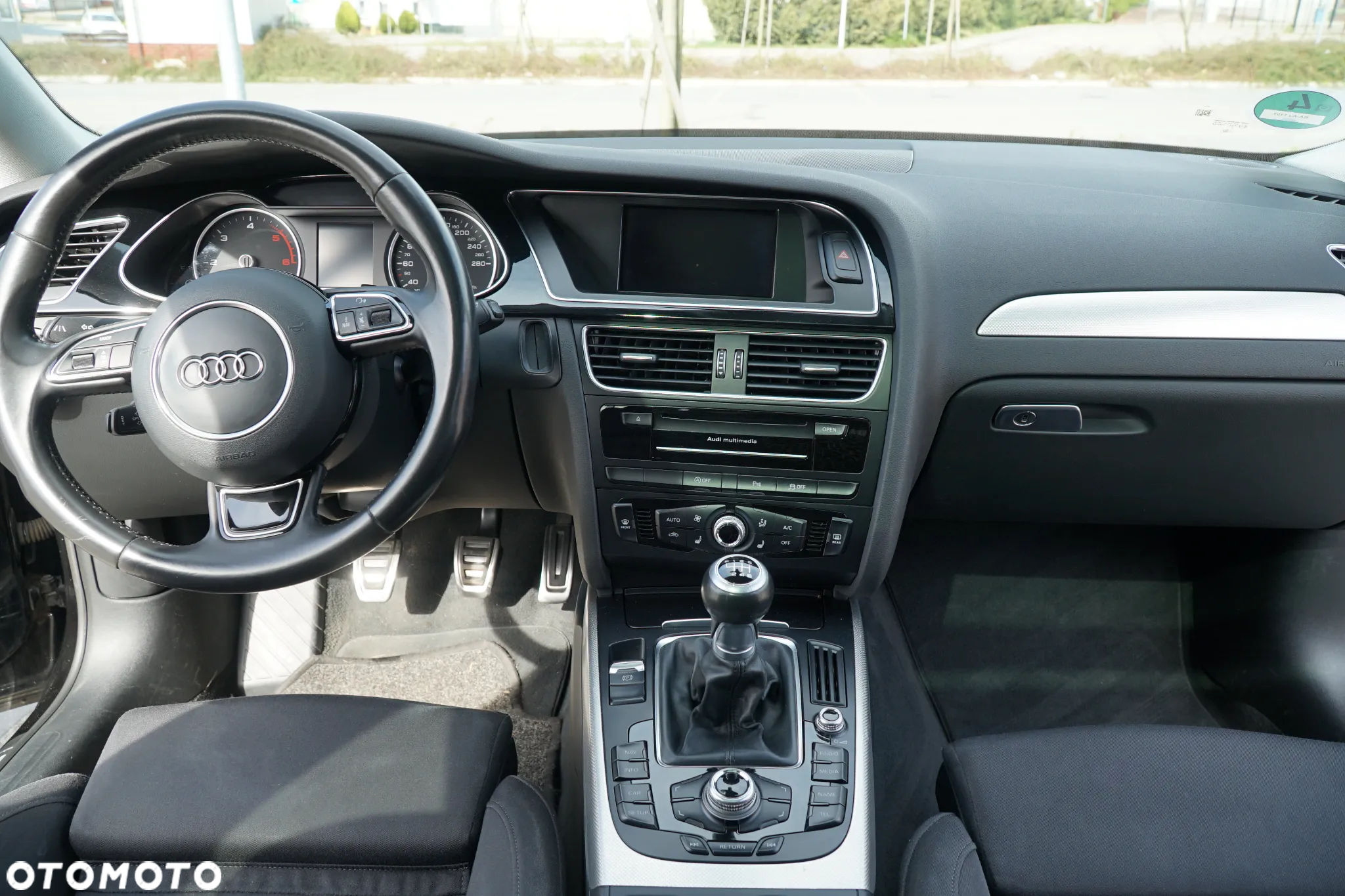 Audi A4 Avant 2.0 TDI DPF clean diesel Ambition - 22