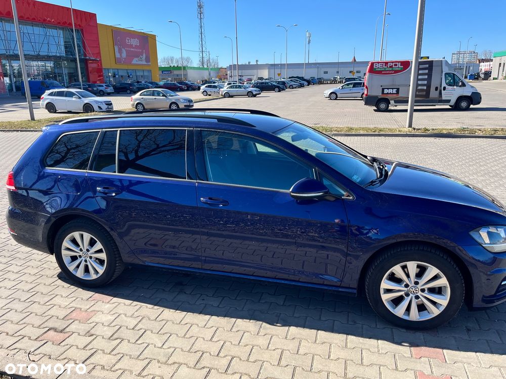 Volkswagen Golf - 9