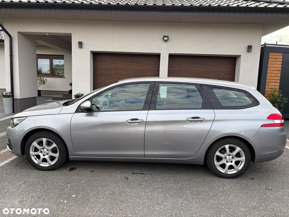 Peugeot 308 1.5 BlueHDi Active Pack Business S&S EAT8 - 11