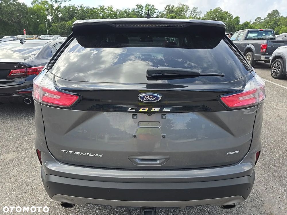 Ford Edge - 6
