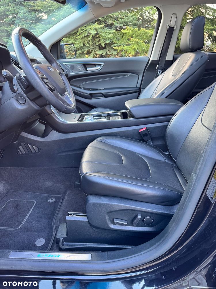 Ford Edge - 12