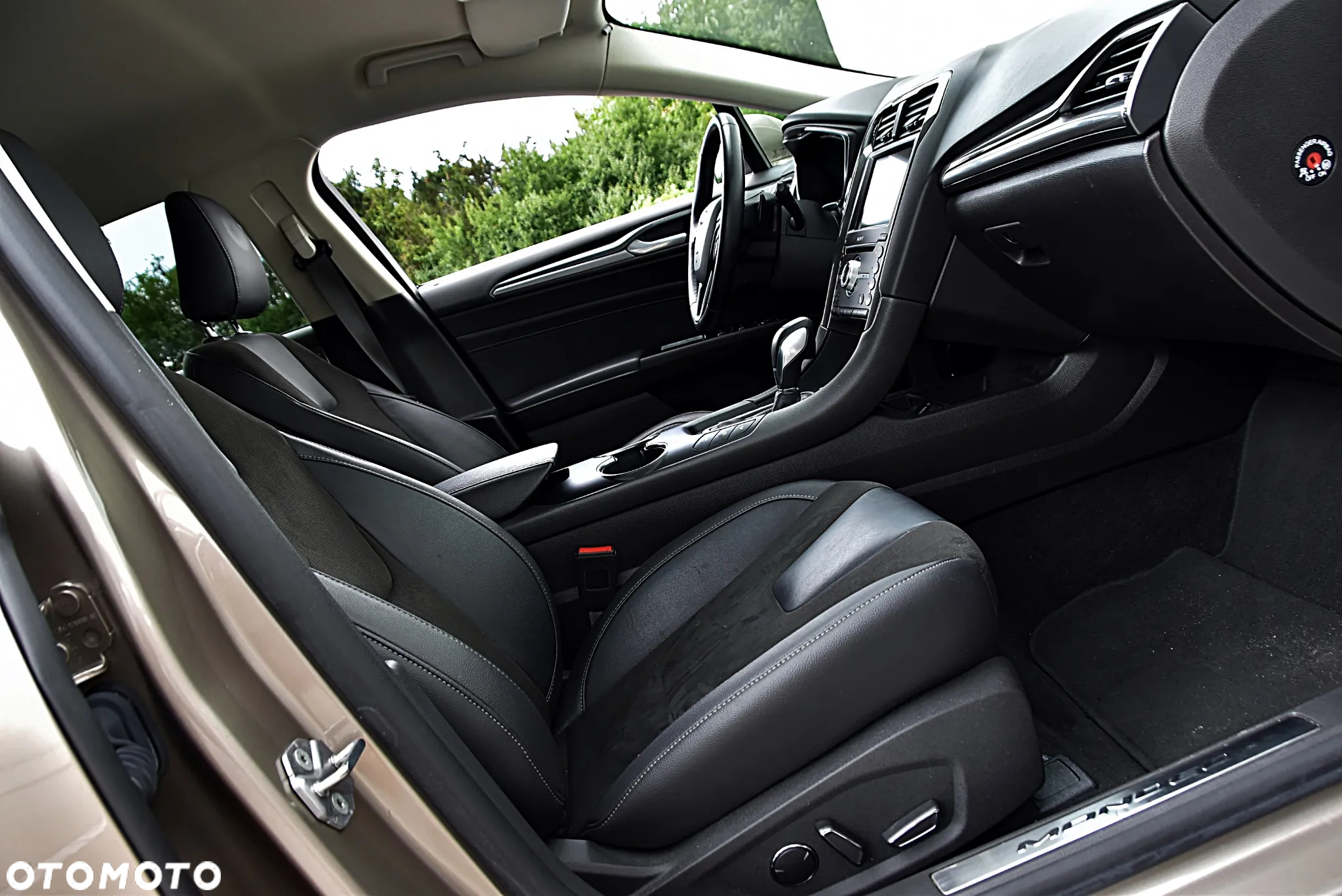 Ford Mondeo 1.5 EcoBoost Titanium - 21