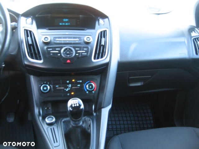 Ford Focus 1.6 Trend - 20