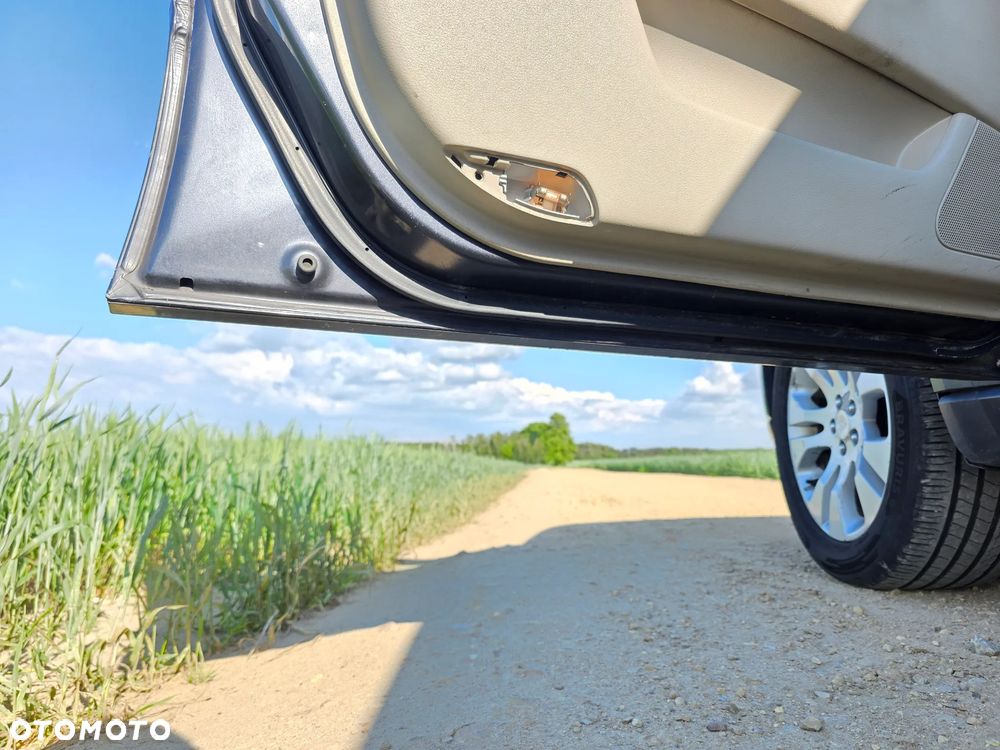 Subaru Outback 3.0RE EXE - 37