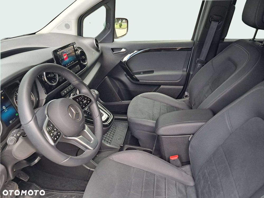 Mercedes-Benz Klasa T 180 d Style - 9