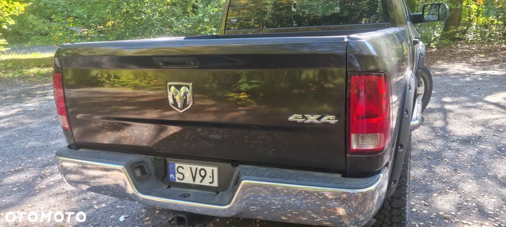 Dodge RAM 5.7 4x4 - 5