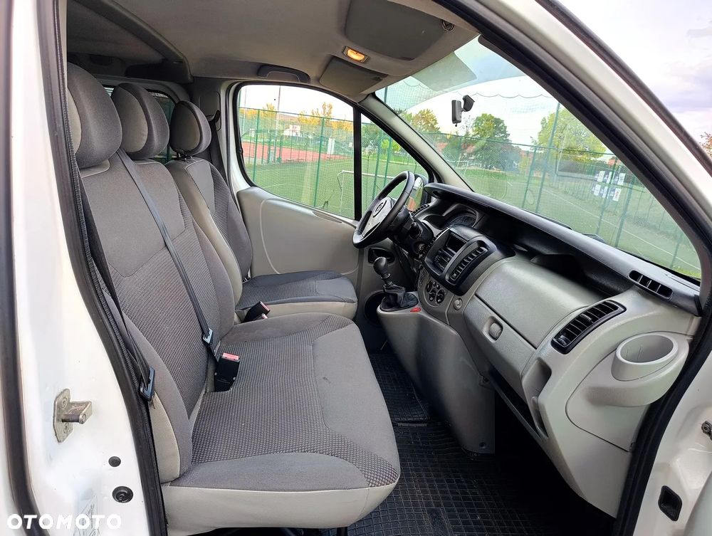 Opel Vivaro - 14