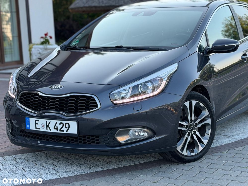 Kia Ceed 1.6 GDI Platinum Edition - 2