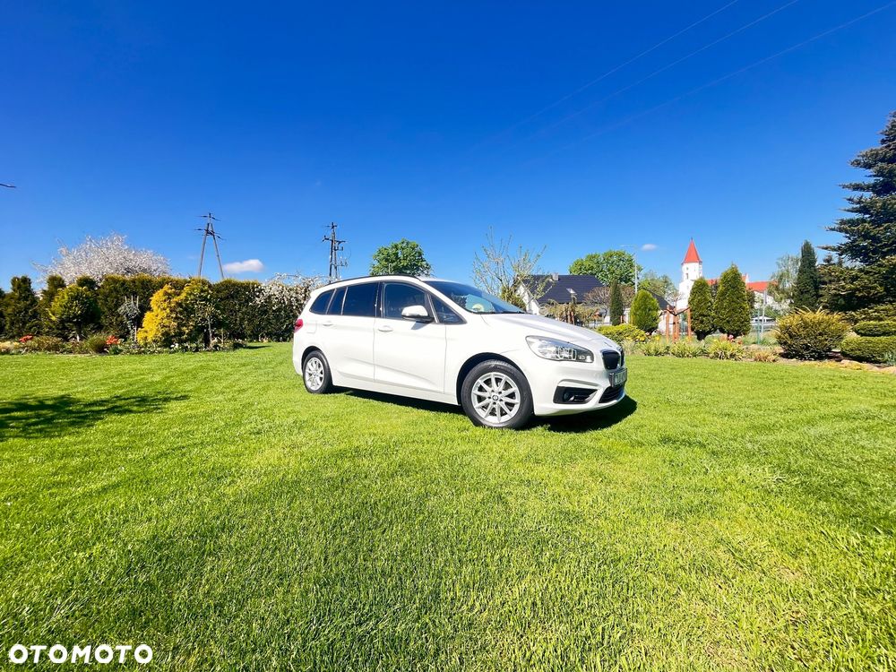 BMW Seria 2 218i - 12