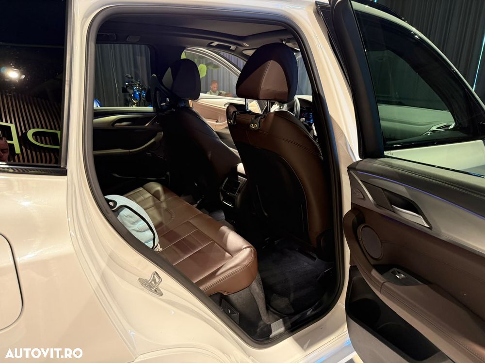 BMW iX3 Standard - 27