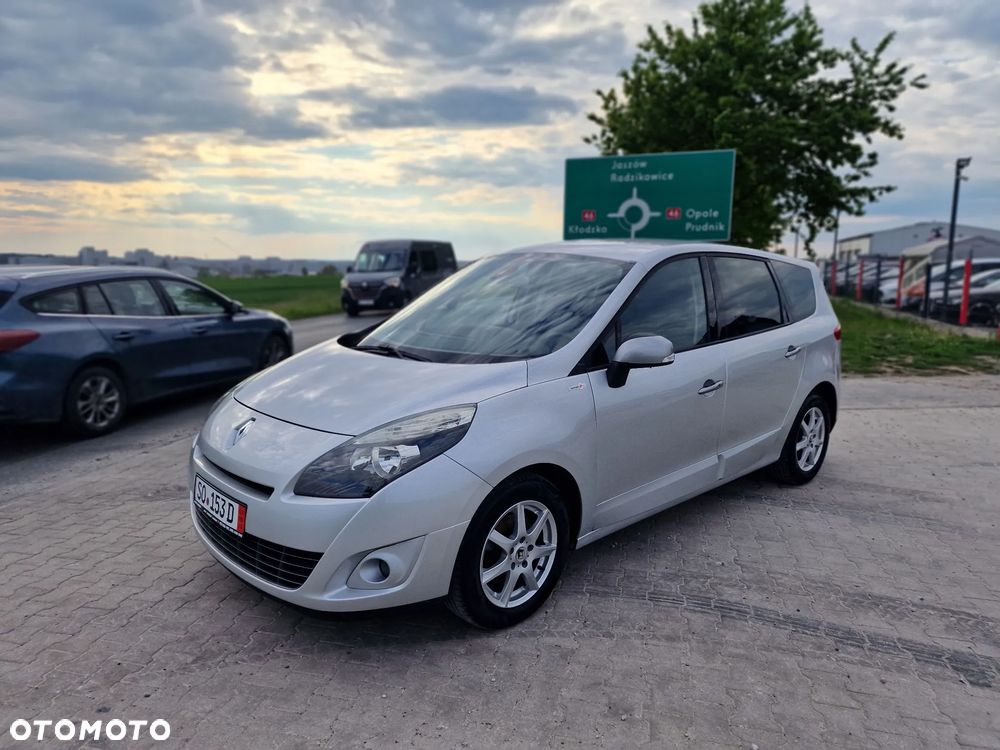 Renault Scenic 1.5dCi TomTom Edition - 1