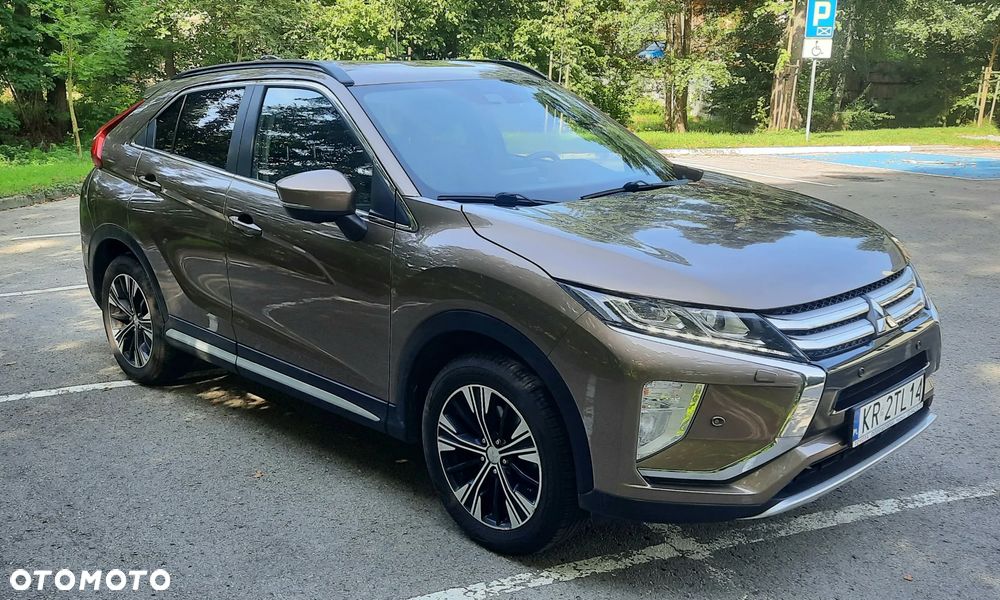 Mitsubishi Eclipse Cross 1.5 T GPF Intense Pro CVT 4WD - 3