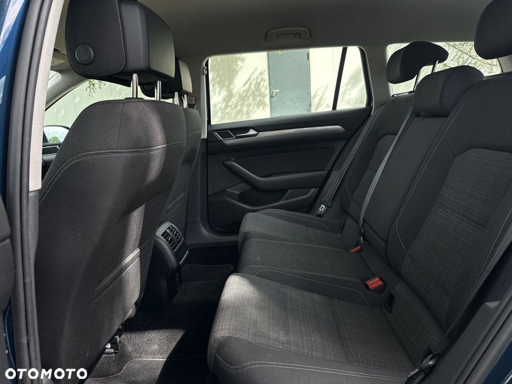 Volkswagen Passat 1.5 TSI EVO Business - 30