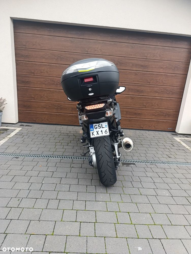Kawasaki GTR - 4
