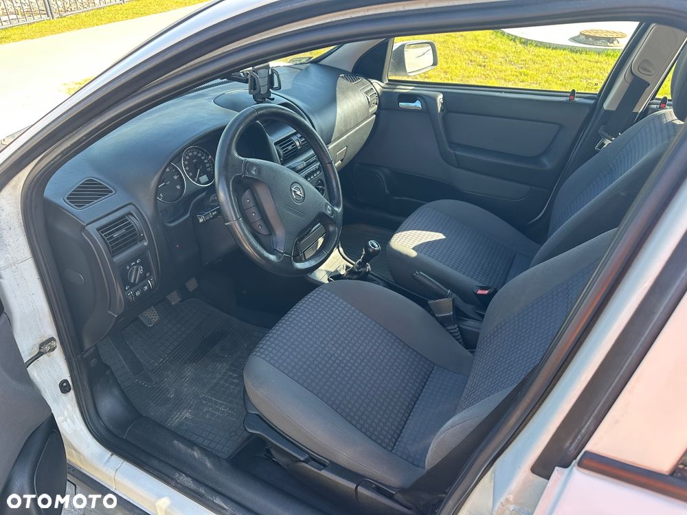 Opel Astra 1.7 DTI - 15