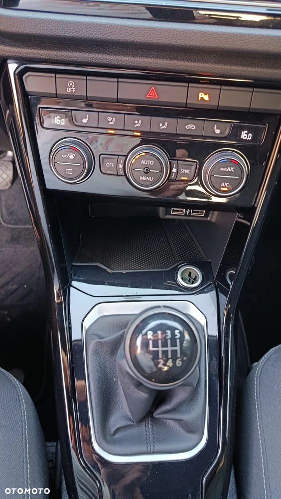 Volkswagen T-Roc 1.6 TDI SCR UNITED - 18