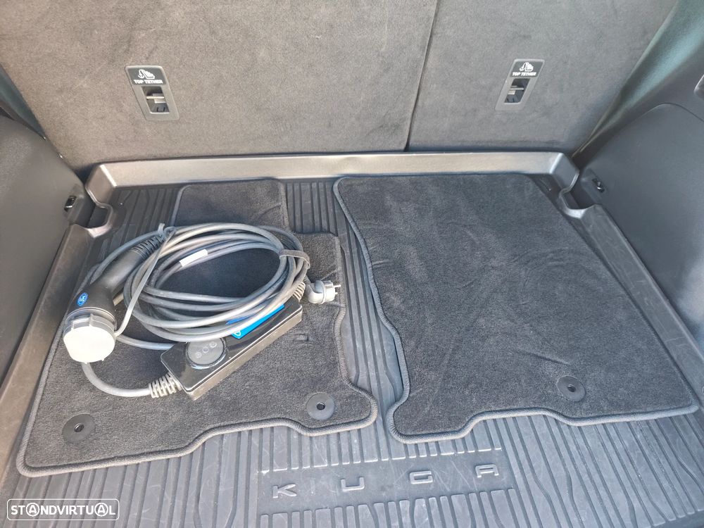 Ford Kuga - 41
