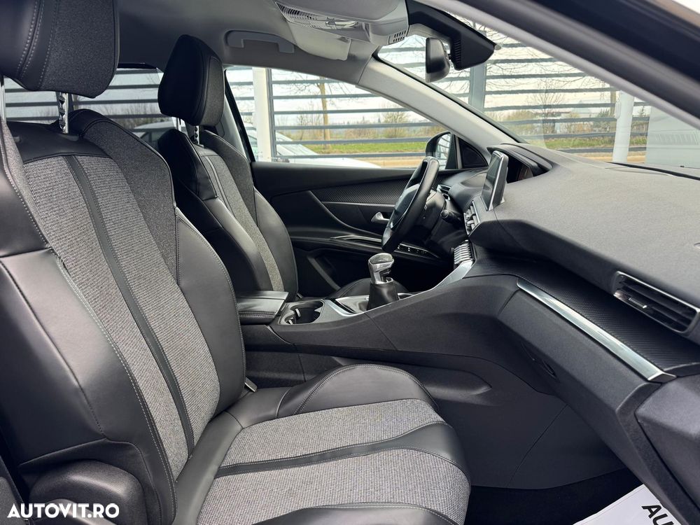 Peugeot 5008 PureTech 130 Allure - 12