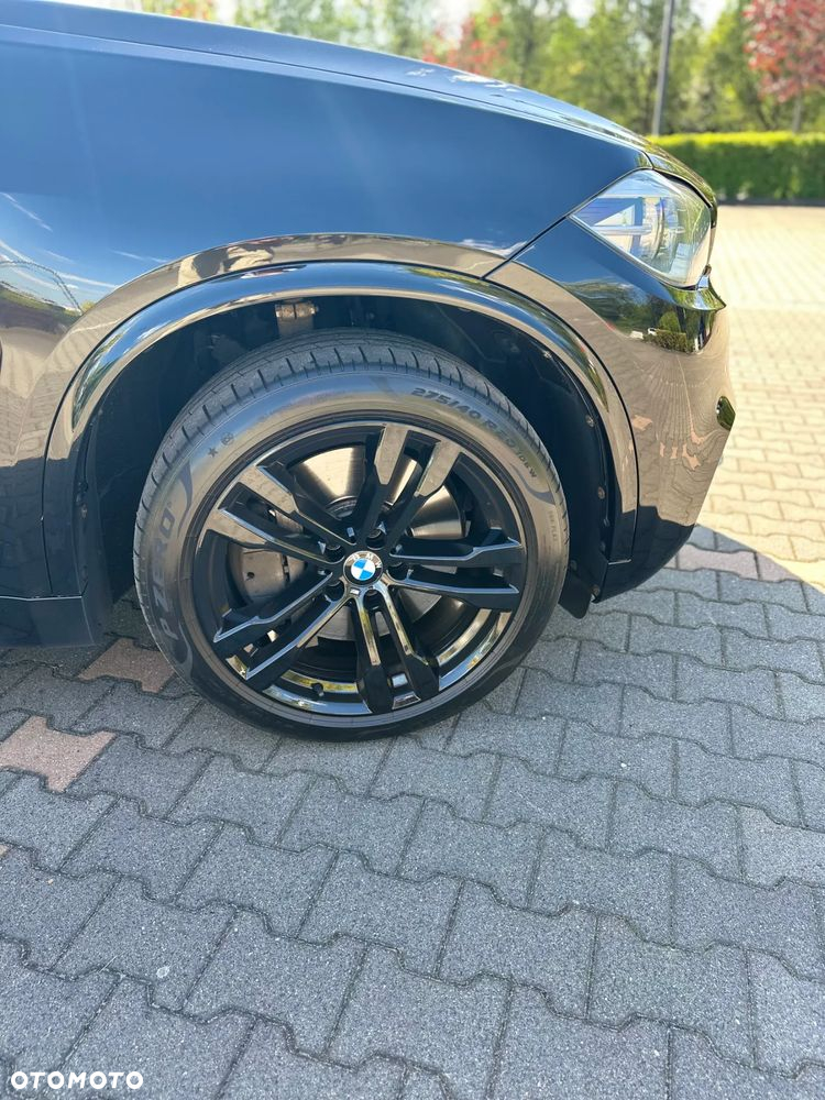 BMW X5 M M50d - 25