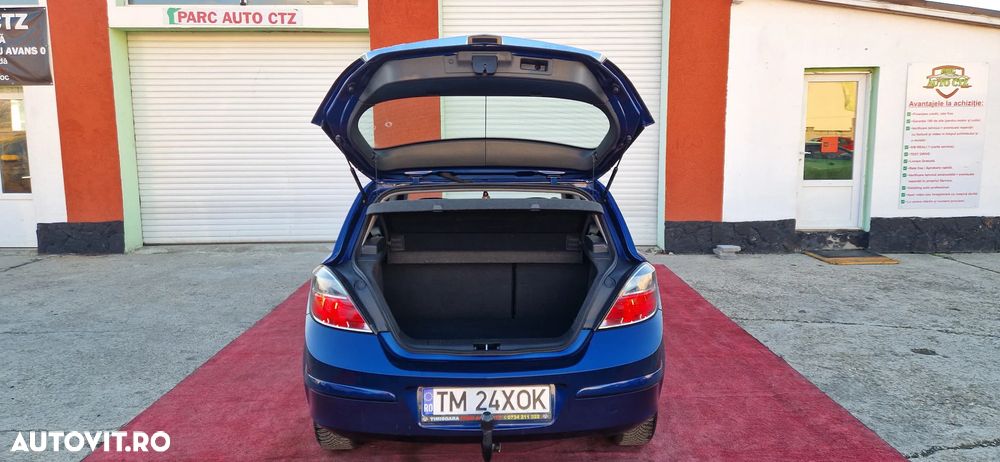 Opel Astra 1.6 Essentia - 35