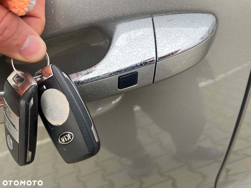 Kia Sportage 1.7 CRDI XL 2WD - 15