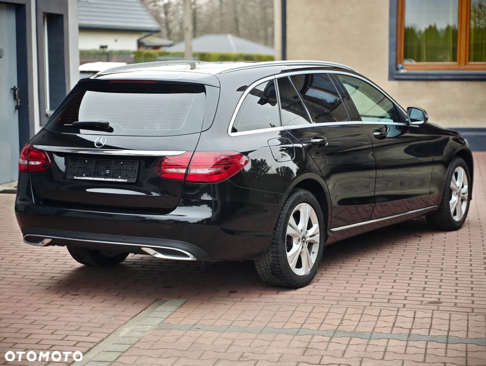 Mercedes-Benz Klasa C 220 d 9G-TRONIC Avantgarde - 2