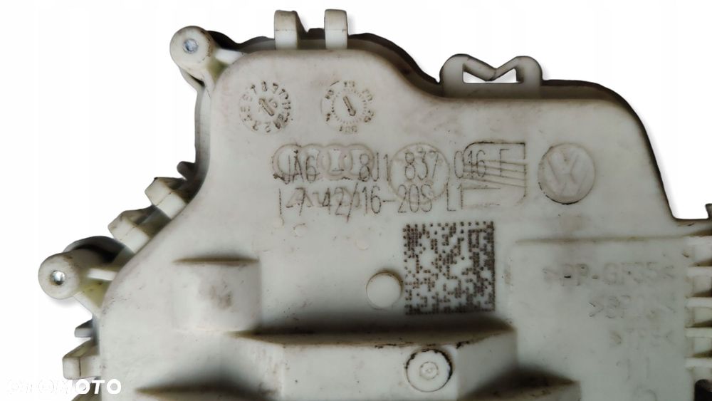 Zamek drzwi przednich Audi A4 S4 B8 8K 8J1837016E - 6