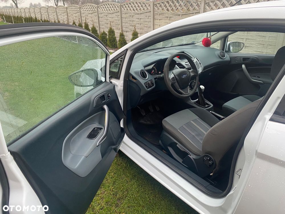 Ford Fiesta 1.25 Ambiente - 6