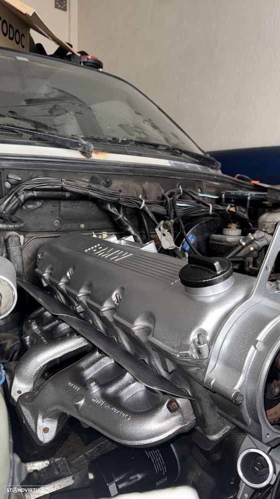 BMW 320 i - 12