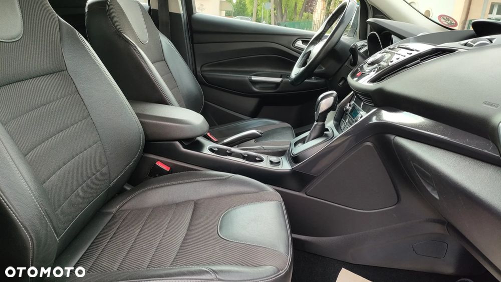 Ford Kuga 2.0 TDCi 4x4 Titanium - 8