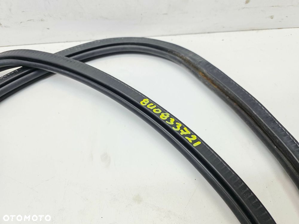 USZCZELKA DRZWI LEWY LUB PRAWY TYŁ AUDI Q3 8U 8U0833721 - 3