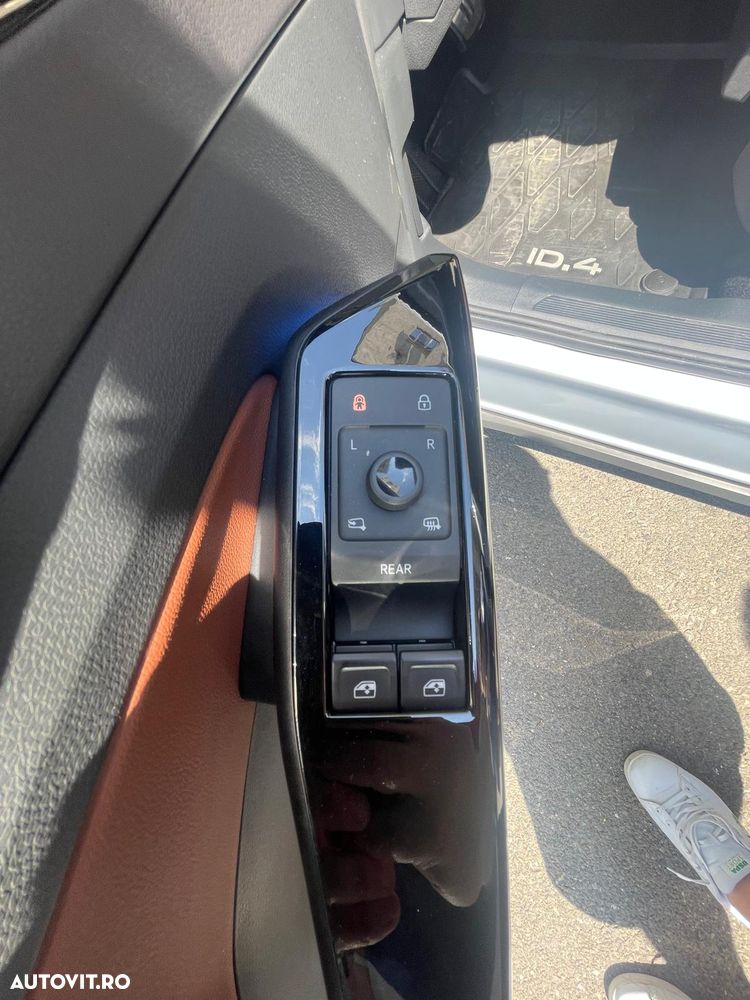 Volkswagen ID.4 77 kWh Pro Performance - 4
