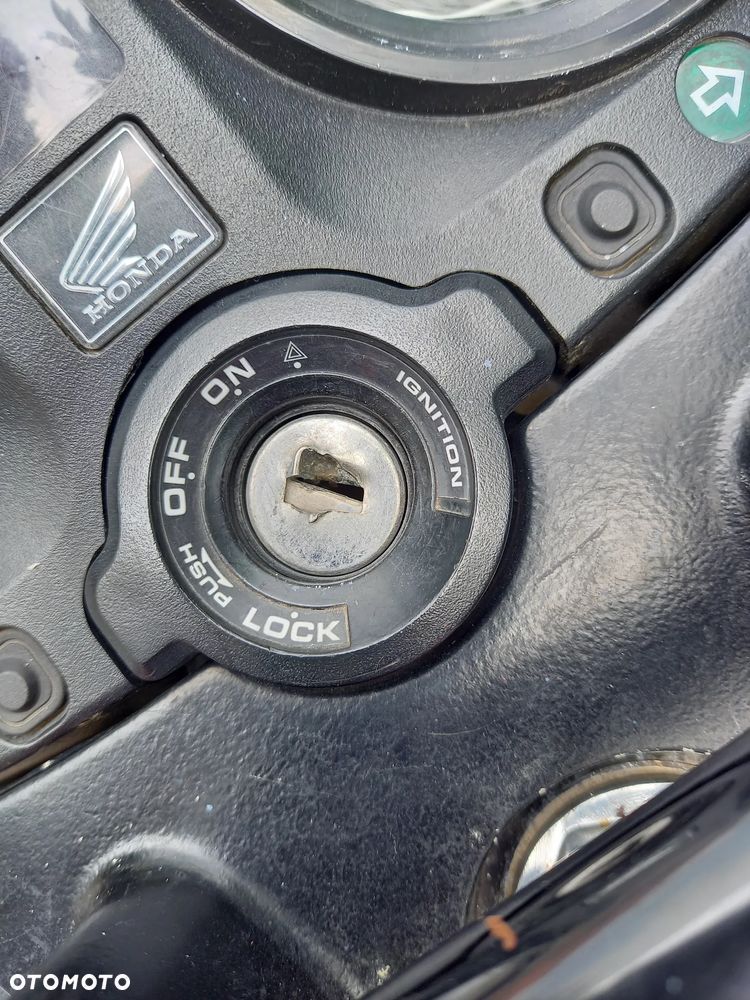 Honda CBF - 11