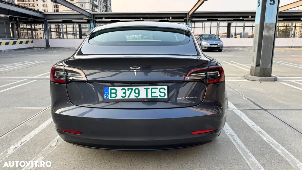 Tesla Model 3 2019 photo 3