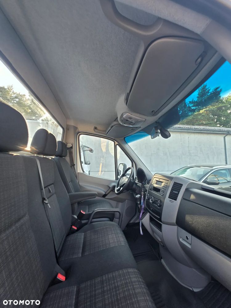 Mercedes-Benz Sprinter - 18