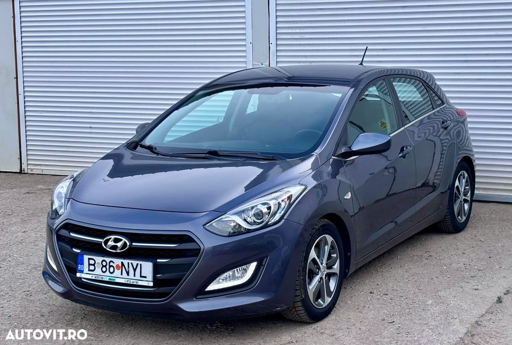 Hyundai i30 blue 1.4 Trend - 7