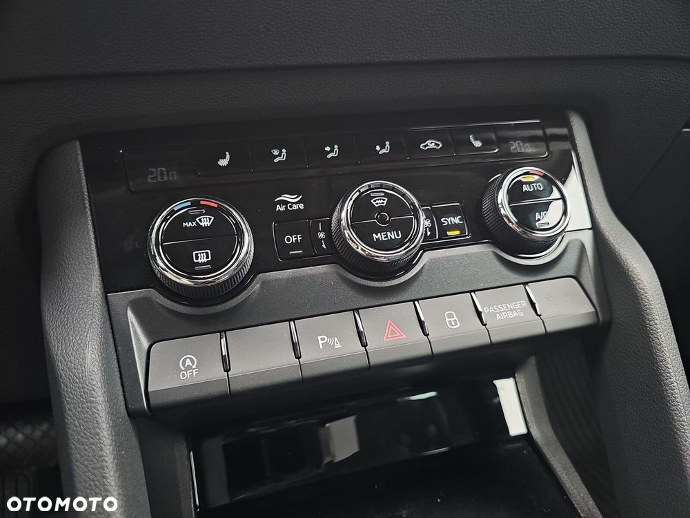 Skoda Karoq 1.5 TSI ACT Selection DSG - 26