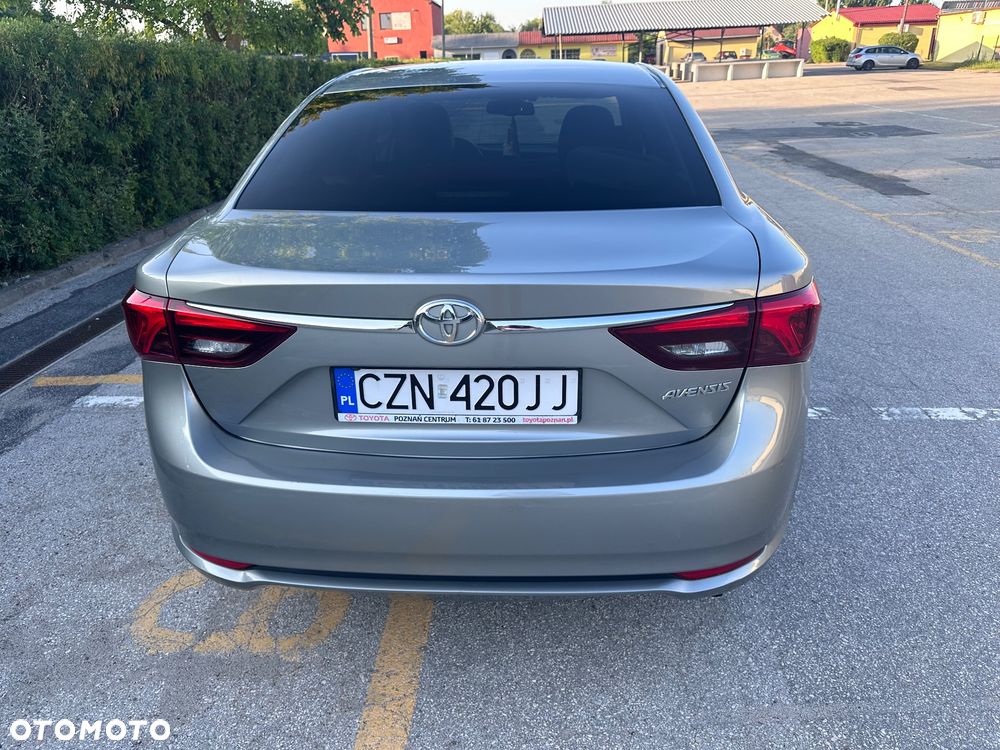 Toyota Avensis 1.8 Premium MS - 2