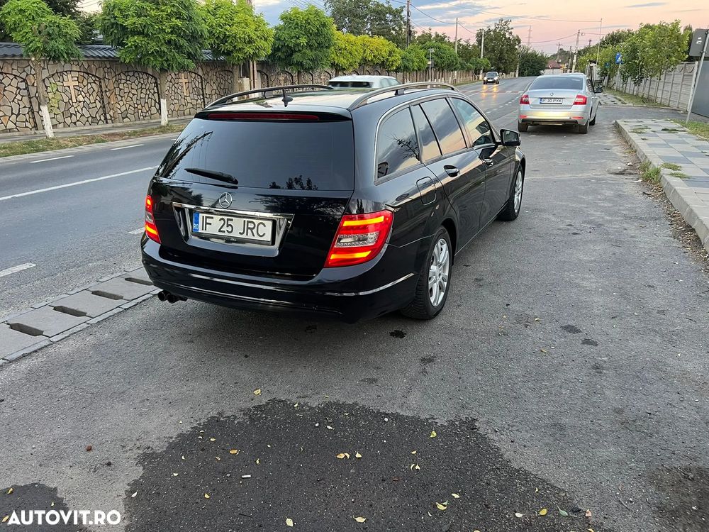 Mercedes-Benz C - 8