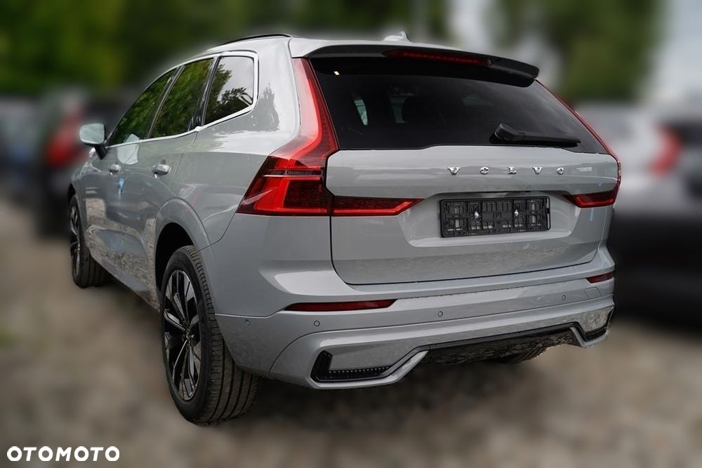 Volvo XC 60 B5 B AWD Plus Dark - 6