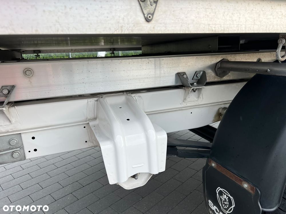 Volkswagen CRAFTER - 19