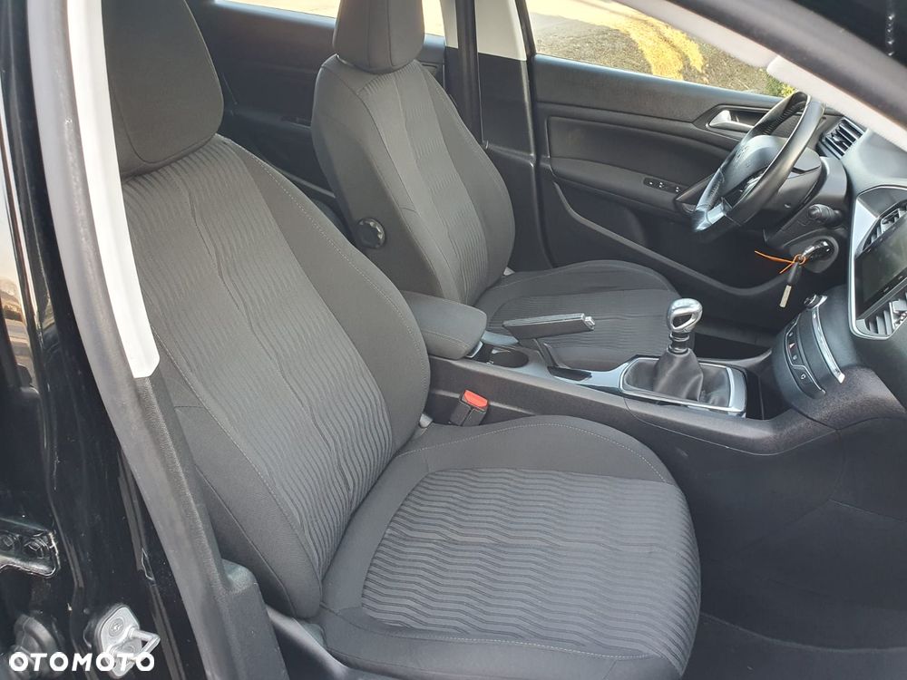 Peugeot 308 1.6 BlueHDi Active S&S - 33