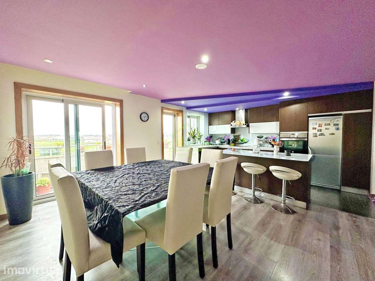 Apartamento T3 Renovado em Vila do Conde | Último Andar com Garagem Du - Grande imagem: 2/27