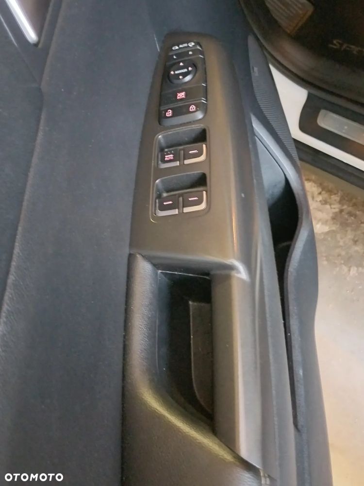 Kia Sportage - 13