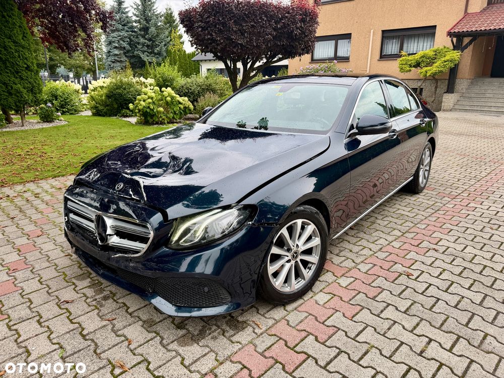 Mercedes-Benz Klasa E 200 d 9G-TRONIC Exclusive - 11